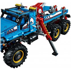 LEGO 42070 6x6 All Terrain Tow Truck
