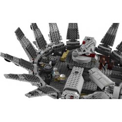 LEGO 7965 Millennium Falcon
